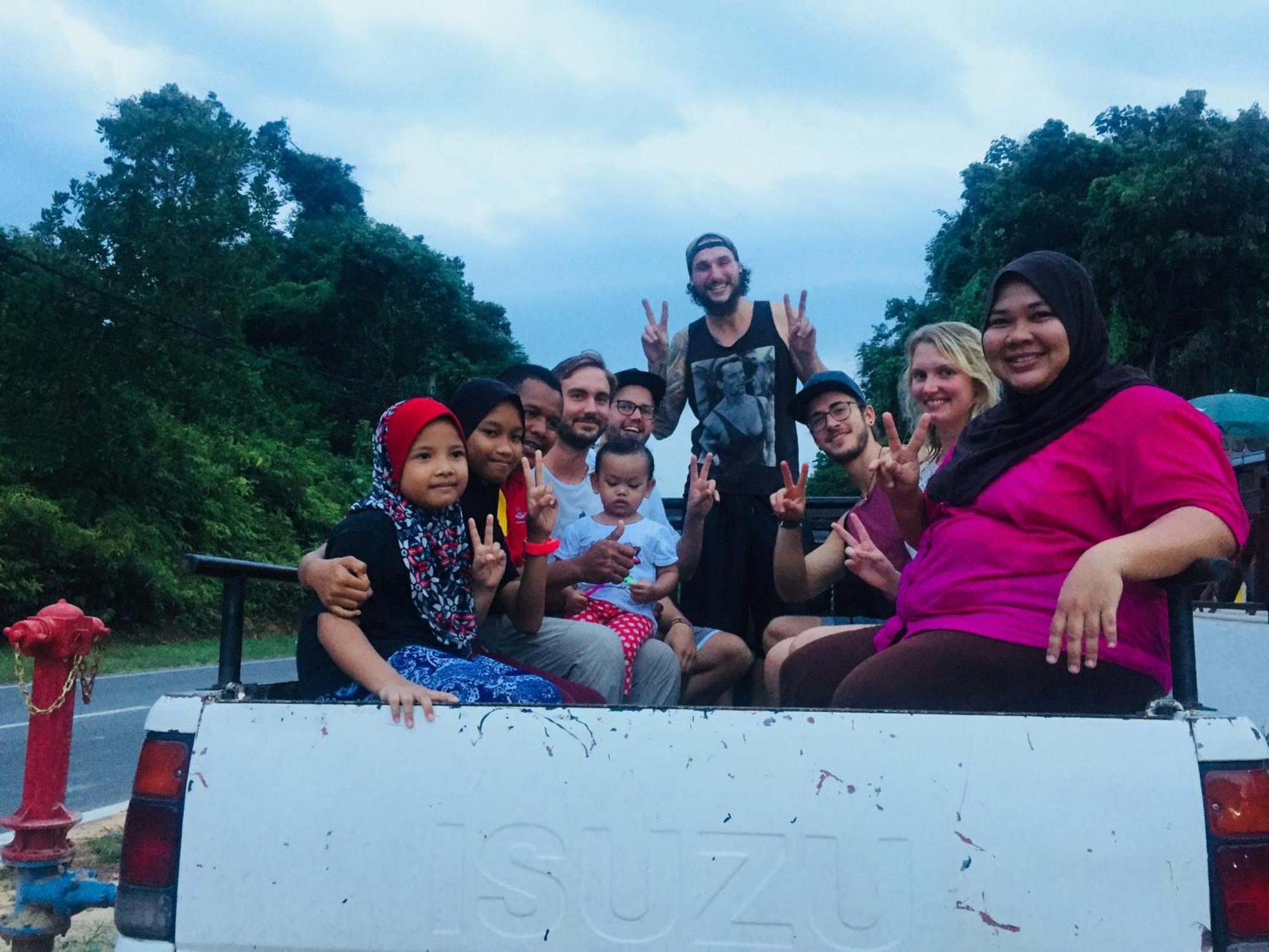 Dtahan Motel Taman Negara Kuala Tahan Kültér fotó