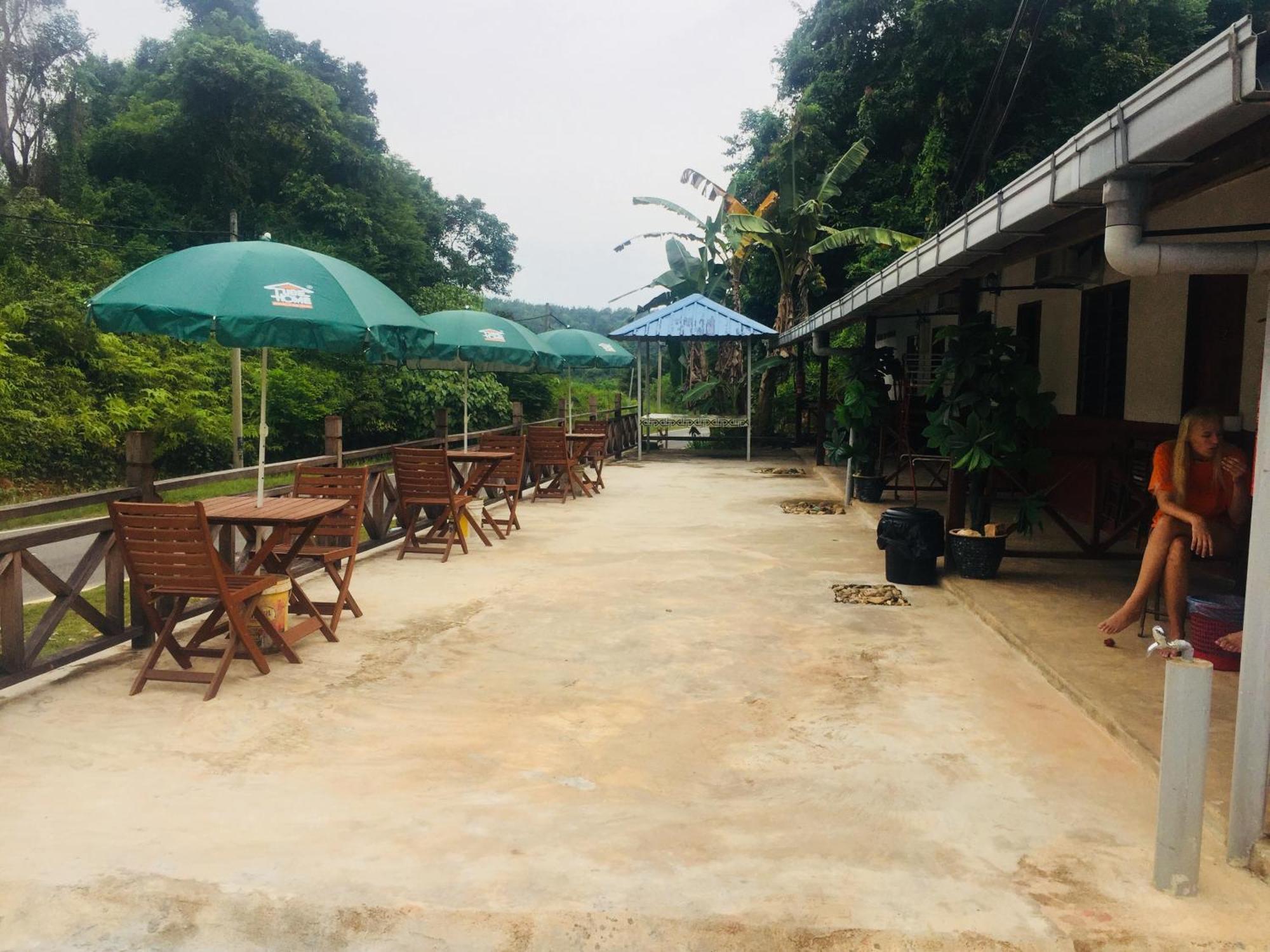 Dtahan Motel Taman Negara Kuala Tahan Kültér fotó